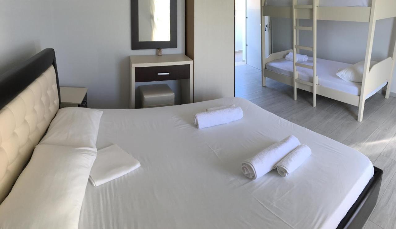 Sea View Hotel Dhermi Exterior photo